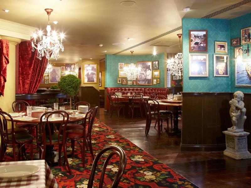 Village Hotel Swindon Extérieur photo